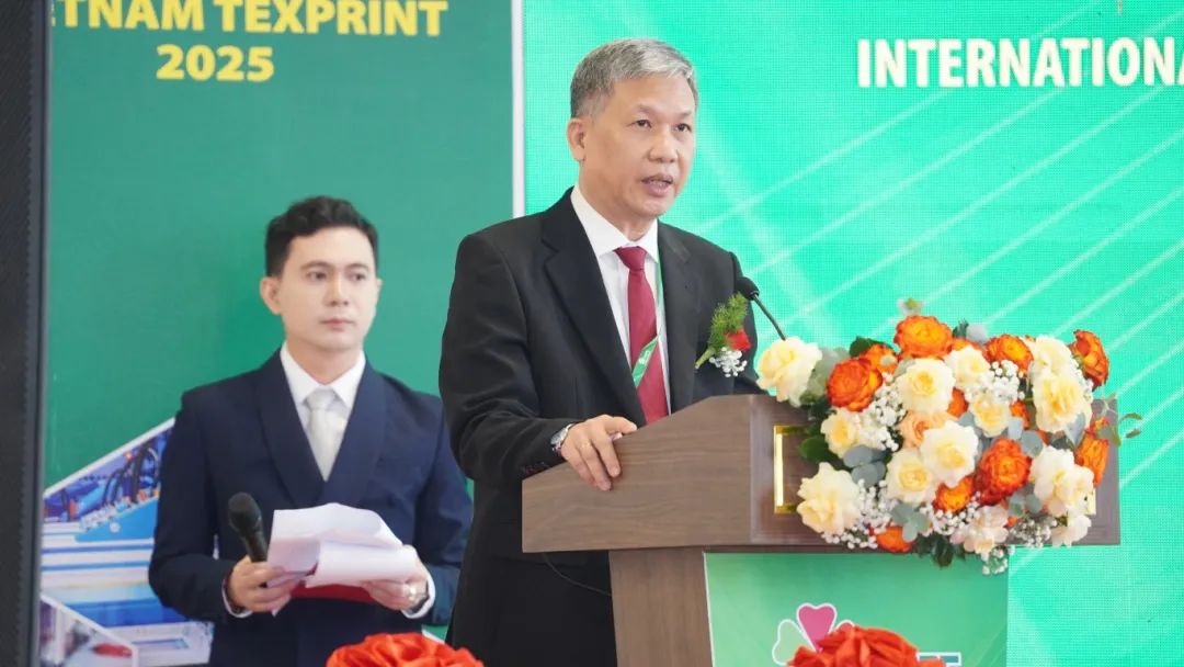 胡志明市工贸厅副厅长何文渥先生.jpg